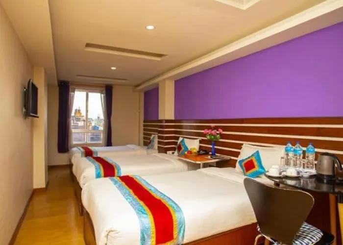 Truly Boutique 3*